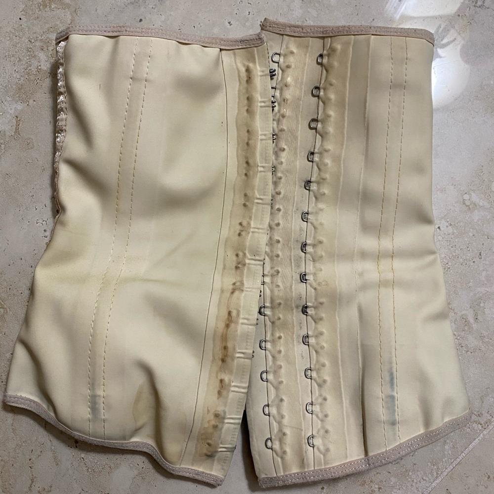 Ann Chery, Squeem, Waist Trainer, Cincher Corset